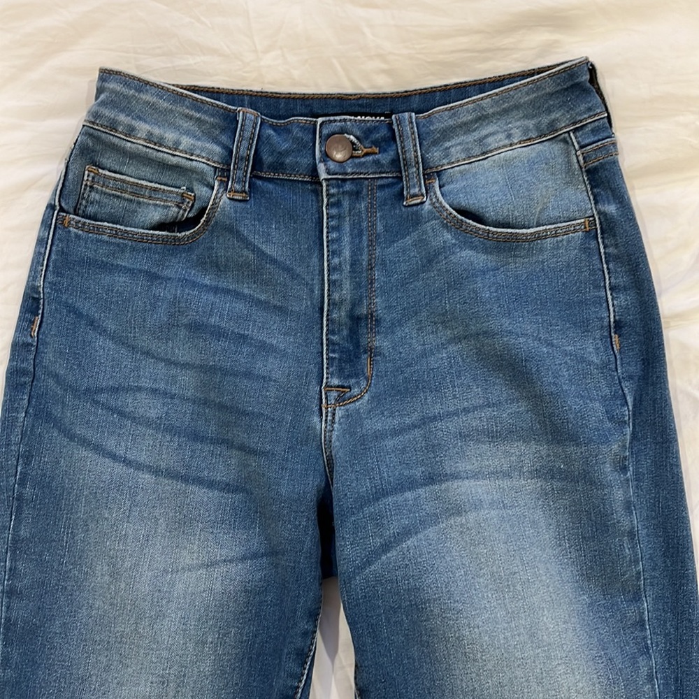 NWOT Fashion Nova High Waisted Jeans - Medium Wash